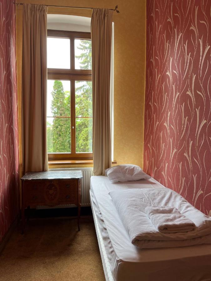 Palac Victoria Mgowo Bagian luar foto