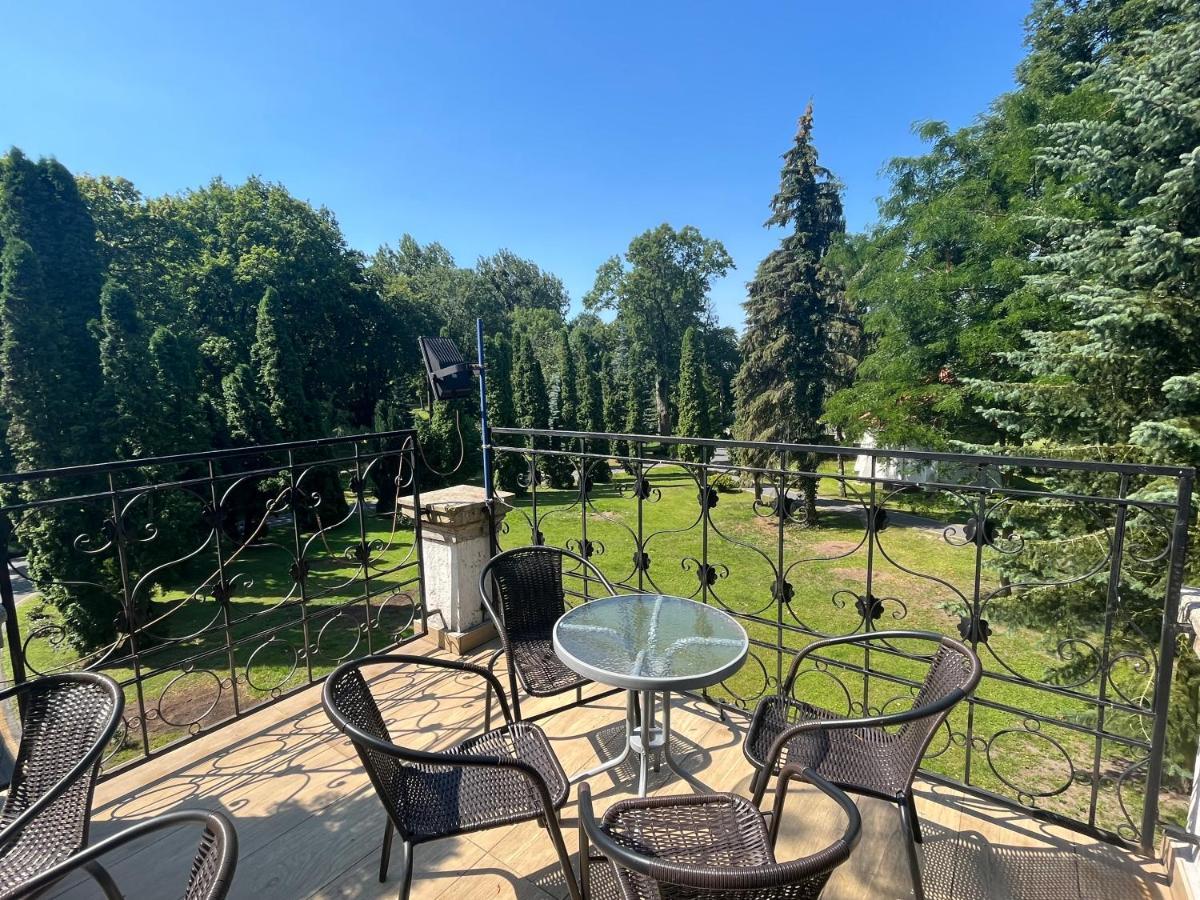 Palac Victoria Mgowo Bagian luar foto