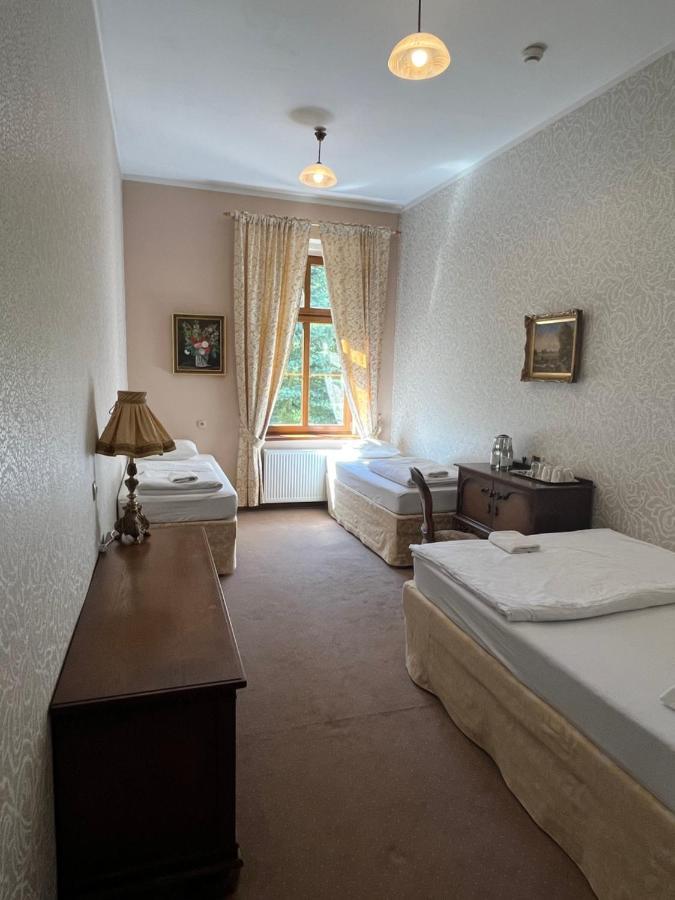Palac Victoria Mgowo Bagian luar foto