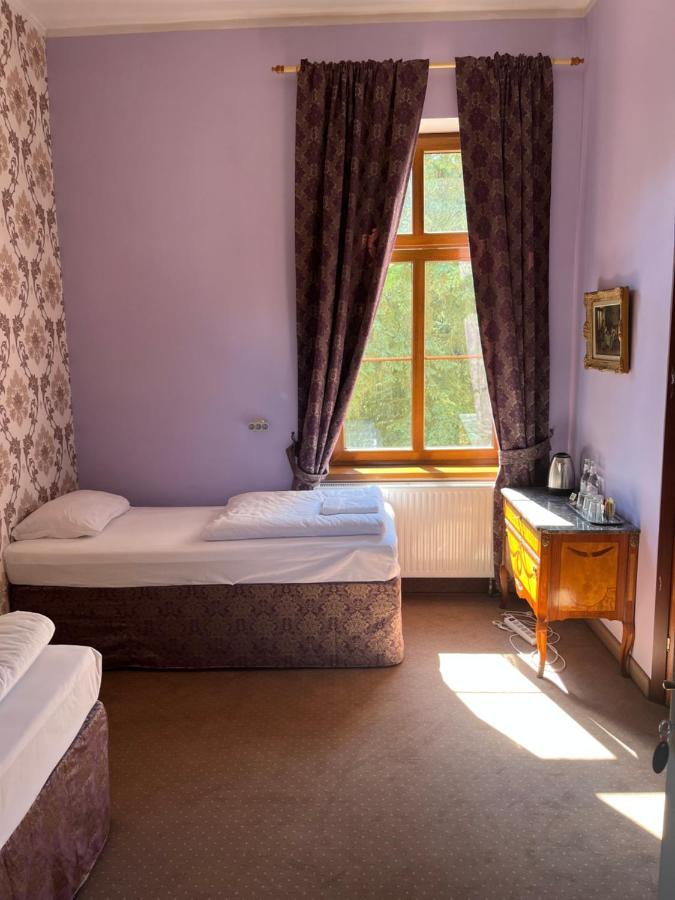 Palac Victoria Mgowo Bagian luar foto