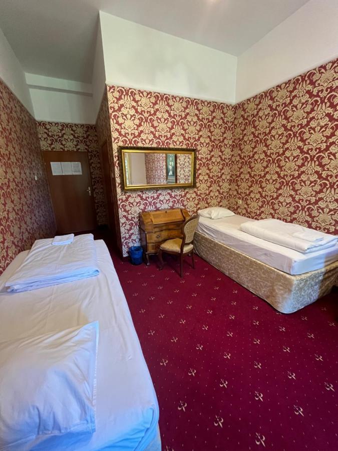 Palac Victoria Mgowo Bagian luar foto